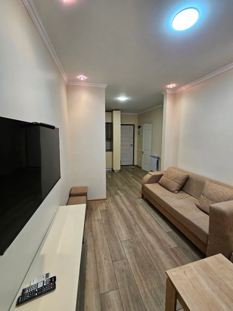 Квартира 1+1 в Батуми · Центр · 55 м² — Фото 2