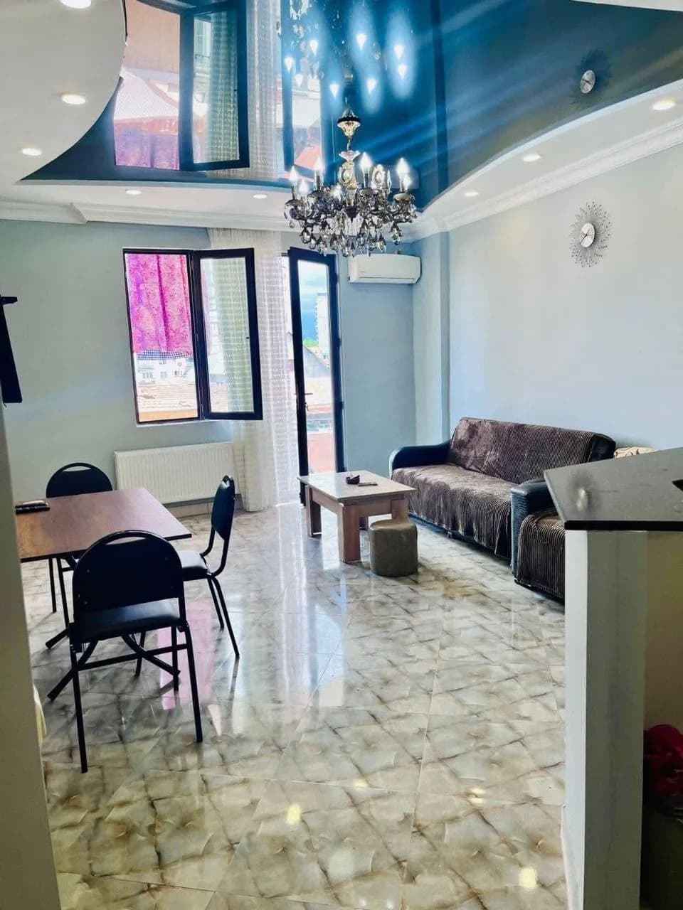 Квартира 3+1 в Батуми · Центр · 85 м² — Фото 1