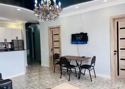 Квартира 3+1 в Батуми · Центр · 85 м²