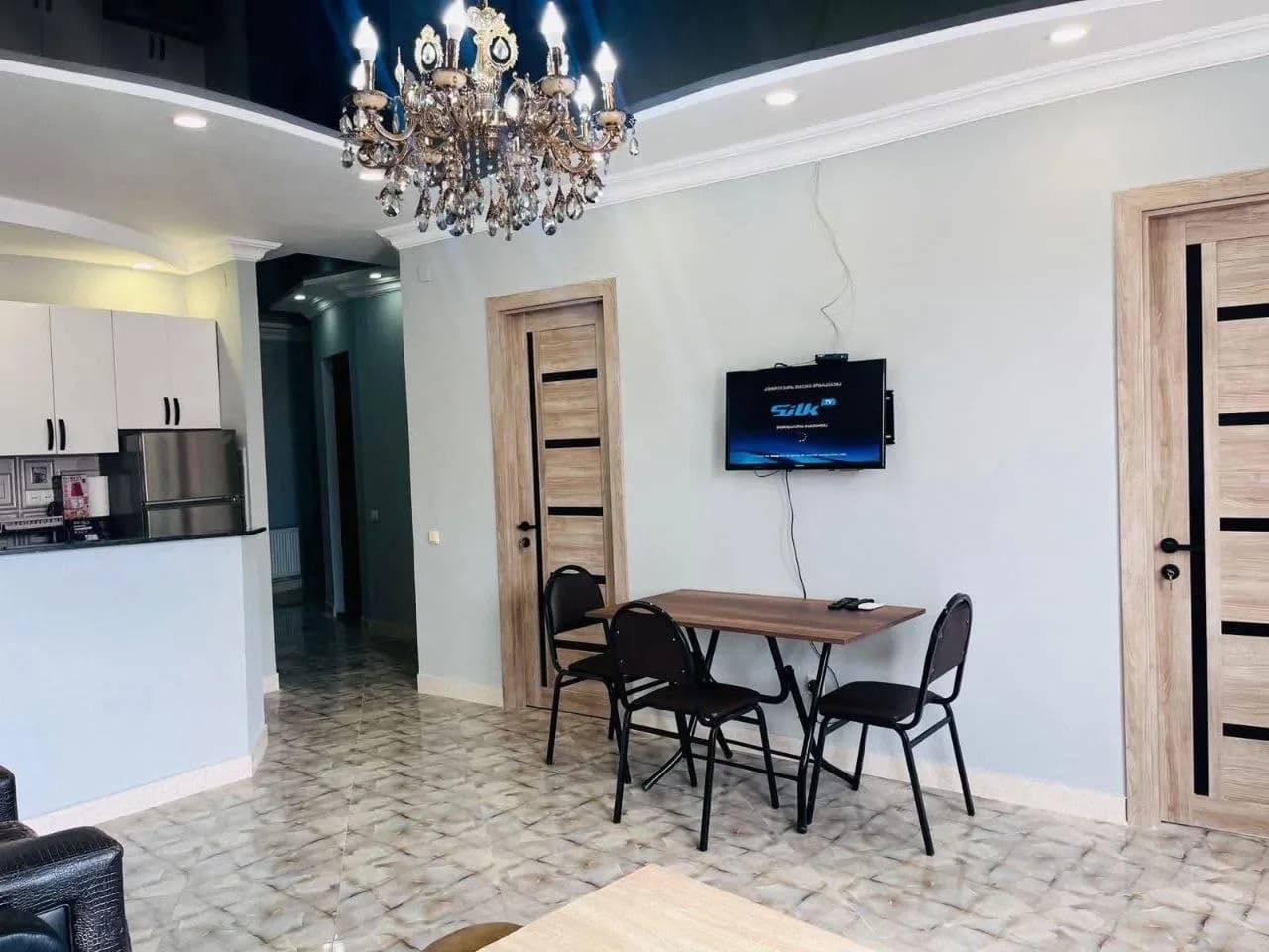 Квартира 3+1 в Батуми · Центр · 85 м² — Фото 3