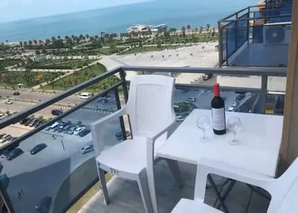 Квартира 1+1 в Батуми · Новый бульвар · 40 м²