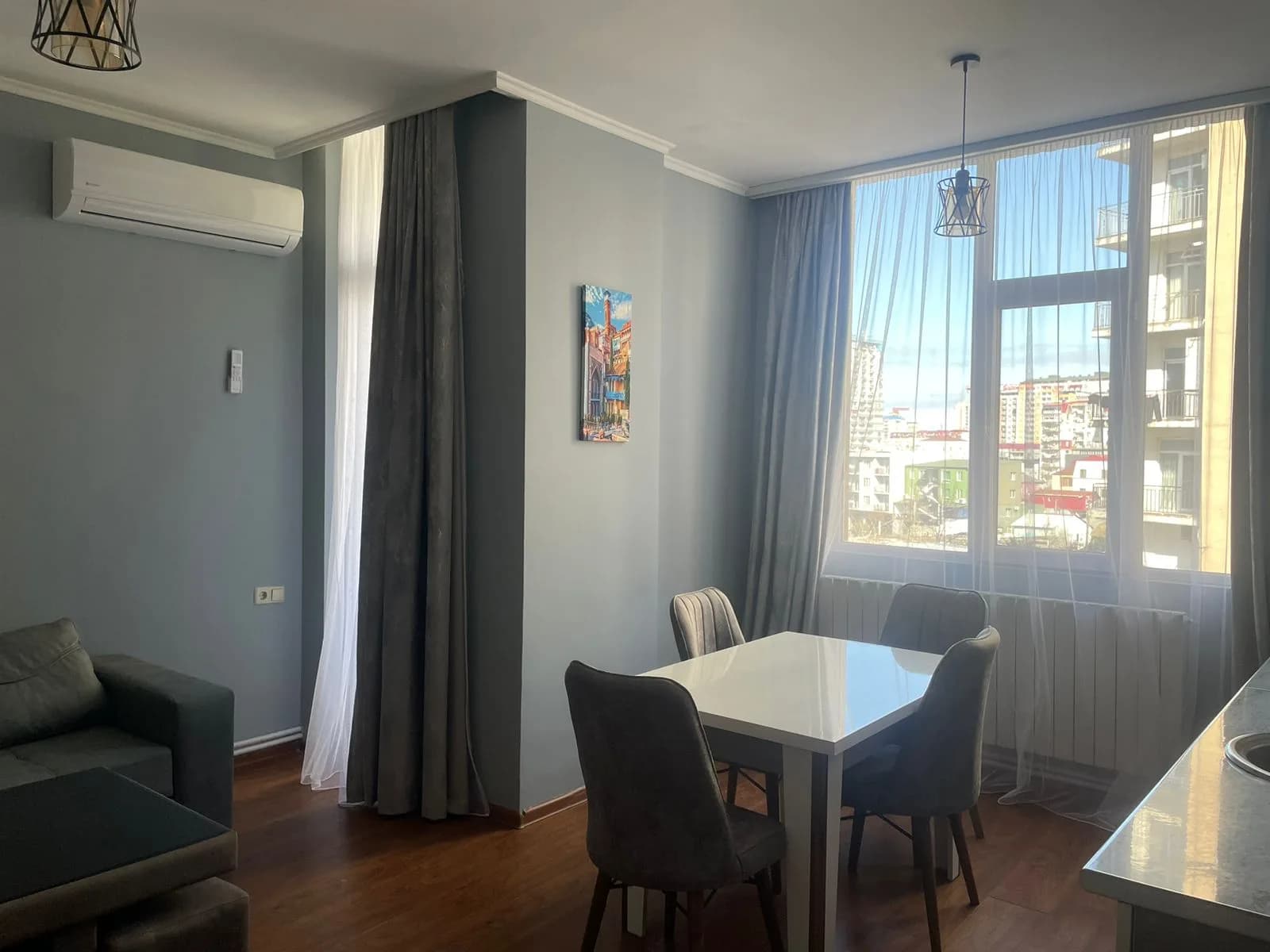 Квартира 2+1 в Батуми · Центр · 65 м² — Фото 2