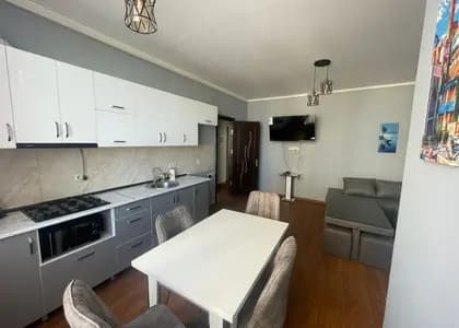 Квартира 2+1 в Батуми · Центр · 65 м²