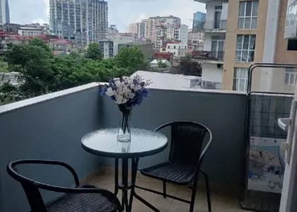 Квартира 2+1 в Батуми · Центр · 65 м²
