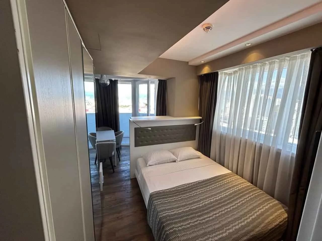 Квартира 1+1 в Батуми · Центр · 40 м² — Фото 8