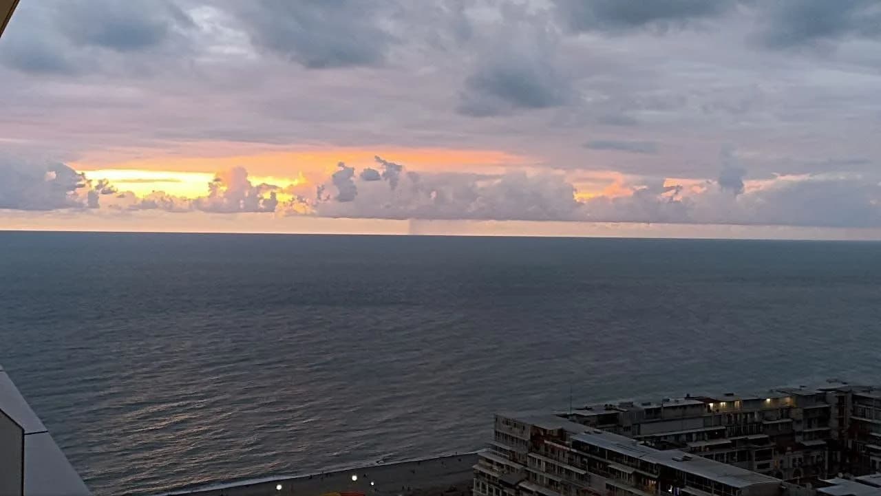 Квартира 1+1 в Батуми · Центр · 40 м² — Фото 10