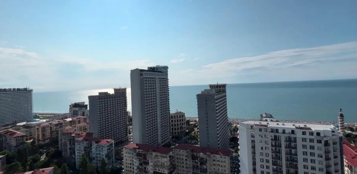 Квартира 1+1 в Батуми · Центр · 63 м² — Фото 7