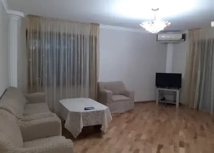 Квартира 2+1 в Батуми · Центр · 100 м²