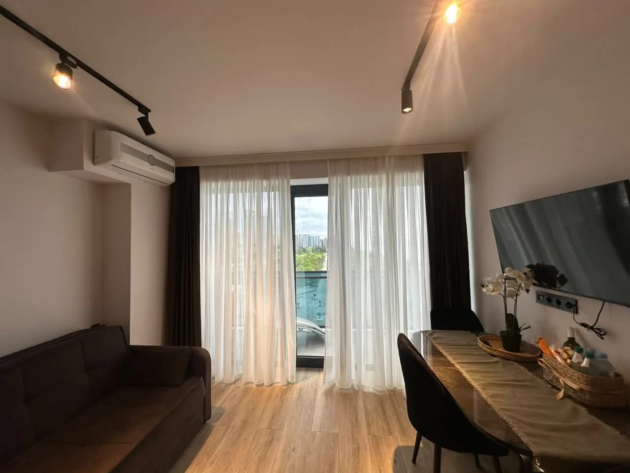 Квартира 2+1 в Батуми · Новый бульвар · 70 м² — Фото 1