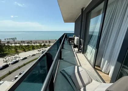 Квартира 2+1 в Батуми · Новый бульвар · 70 м²