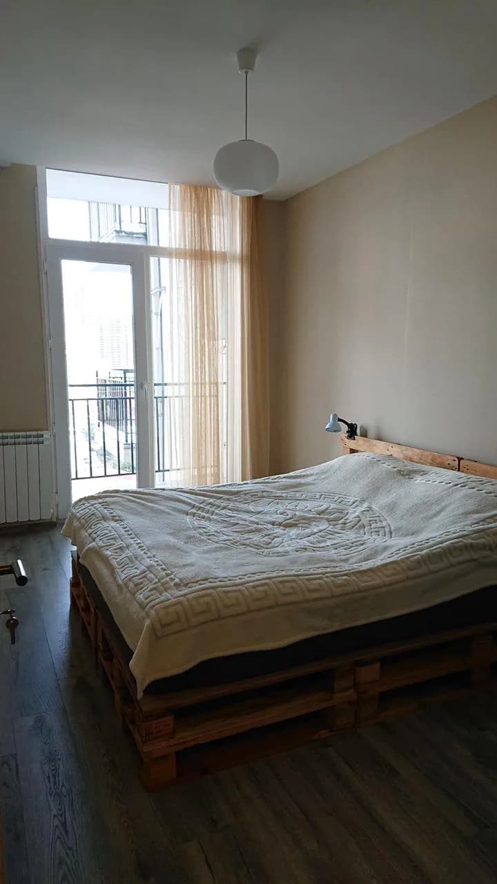 Квартира 1+1 в Батуми · Центр · 56 м² — Фото 3