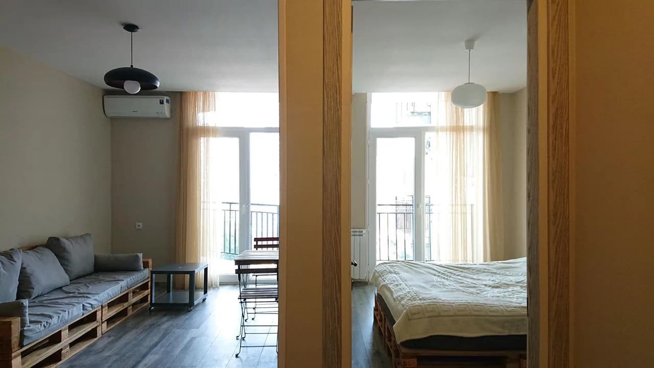 Квартира 1+1 в Батуми · Центр · 56 м² — Фото 7