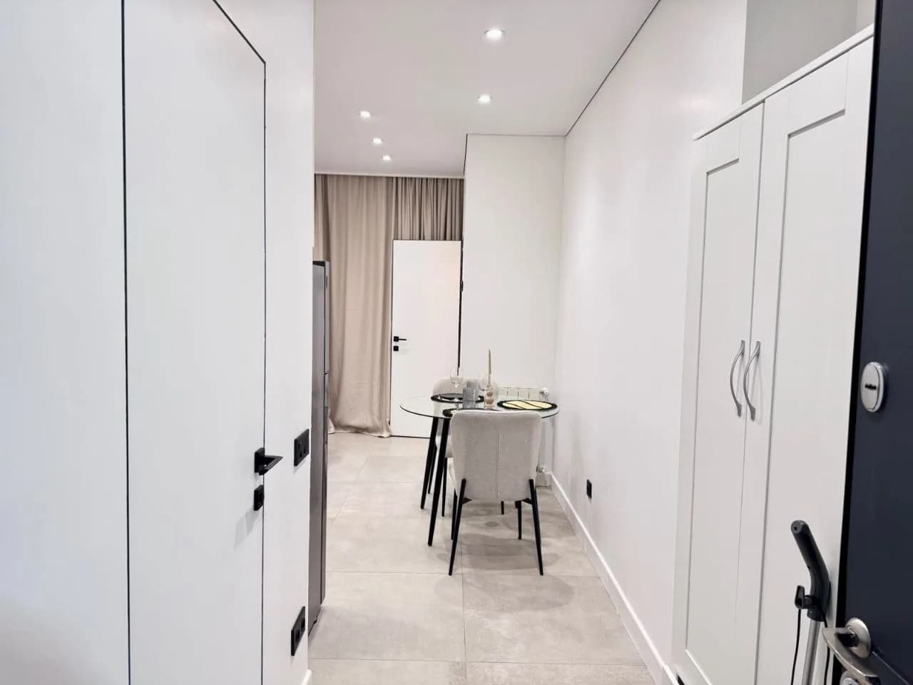 Квартира 1+1 в Батуми · Центр · 40 м² — Фото 3