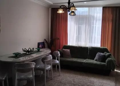 Квартира 2+1 в Батуми · Центр · 74 м²