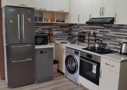 Квартира 2+1 в Батуми · Центр · 74 м²
