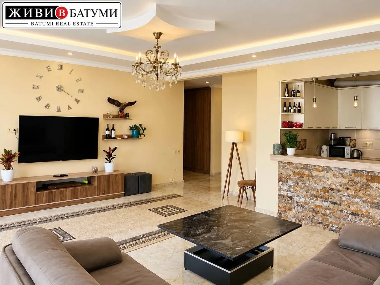 Квартира 2+1 в Батуми · Центр · 125 м² — Фото 3