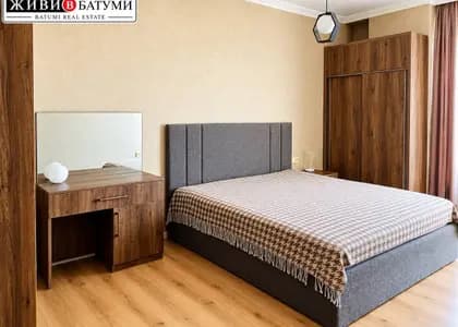 Квартира 2+1 в Батуми · Центр · 125 м²