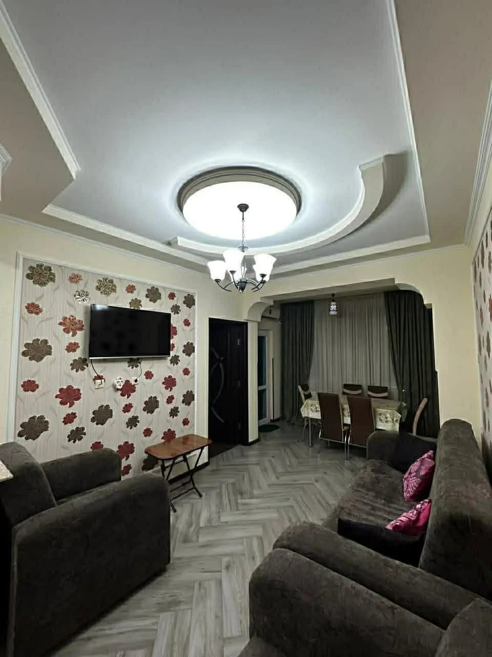 Квартира 1+1 в Батуми · Центр · 55 м² — Фото 1