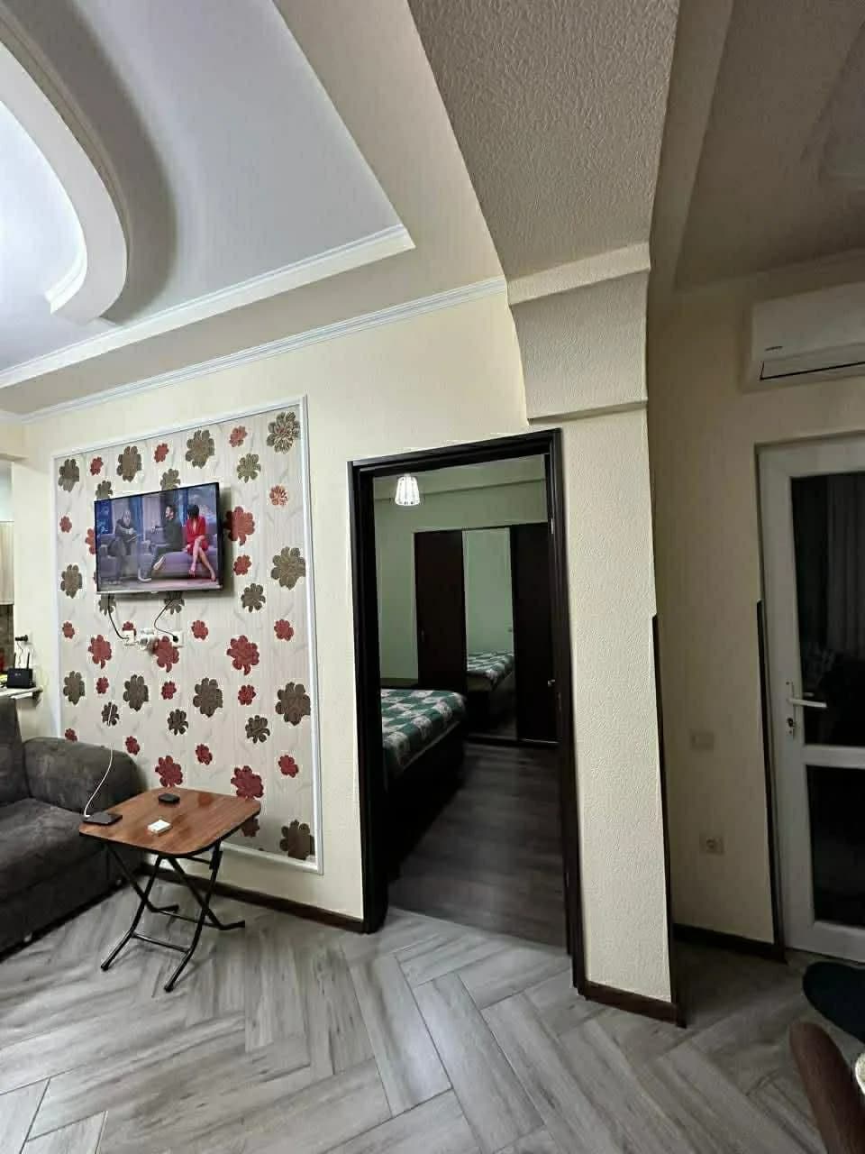Квартира 1+1 в Батуми · Центр · 55 м² — Фото 4