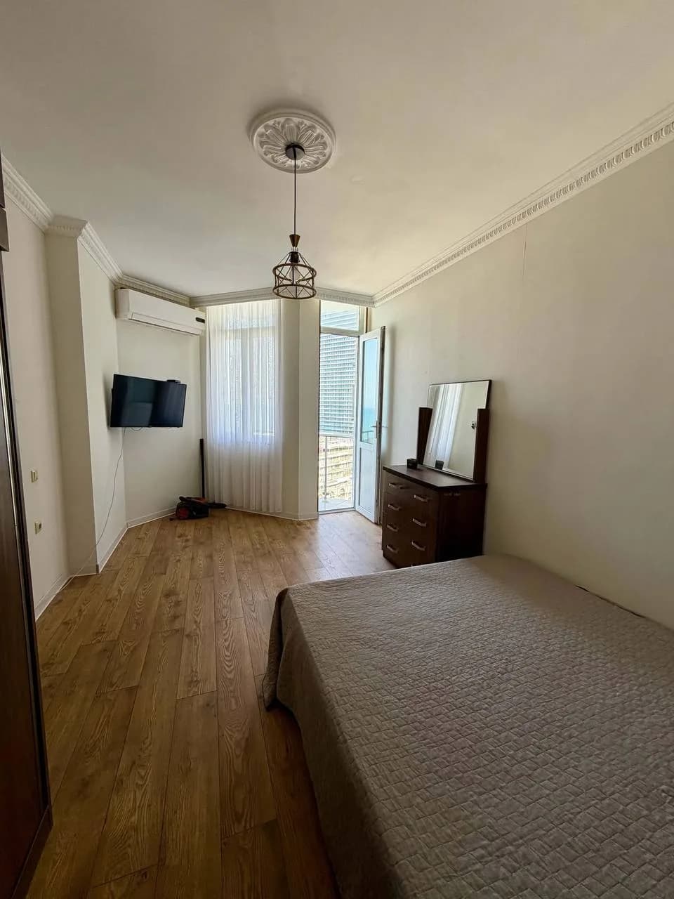 Квартира 2+1 в Батуми · 68 м² — Фото 3