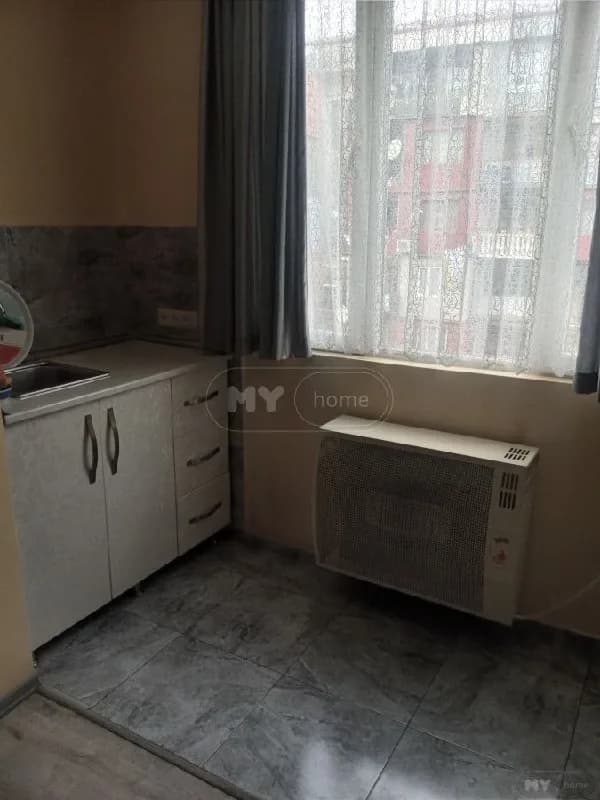 Квартира 2+1 в Батуми · 60 м² — Фото 3