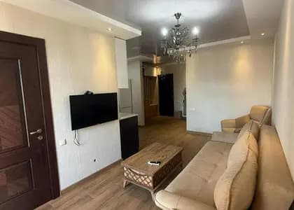 Квартира 1+1 в Батуми · Центр · 57 м²