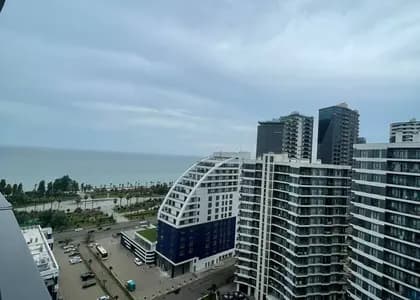 Студию в комплексе White Sails на новом бульваре