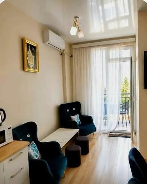 Квартира 1+1 в Батуми · 45 м² — Фото 2