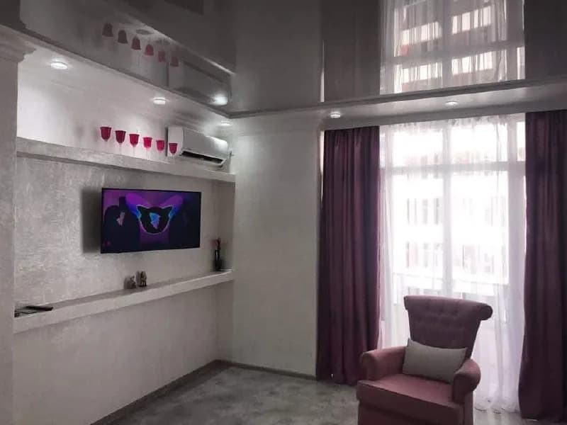 Квартира 1+1 в Батуми · Центр · 56 м² — Фото 2