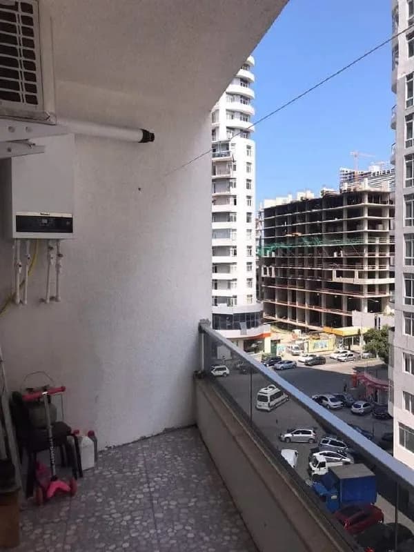 Квартира 1+1 в Батуми · Центр · 56 м² — Фото 8