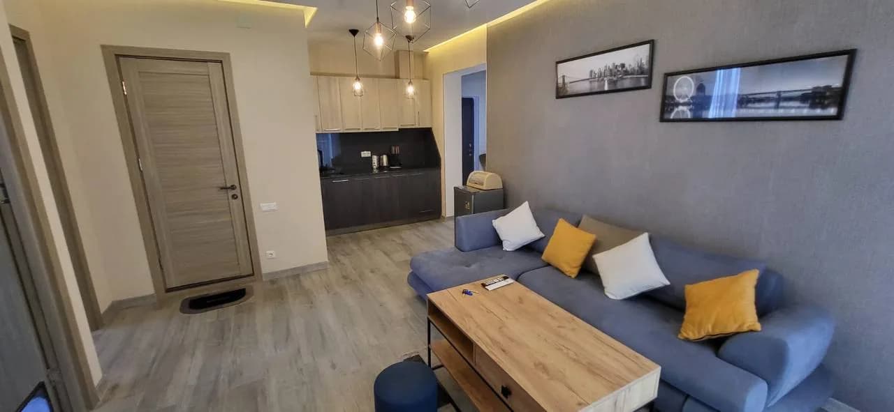 Квартира 2+1 в Батуми · Новый бульвар · 60 м² — Фото 2