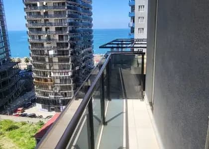 Квартира 2+1 в Батуми · Новый бульвар · 60 м²