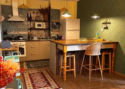 Квартира 2+1 в Батуми · Центр · 84 м²