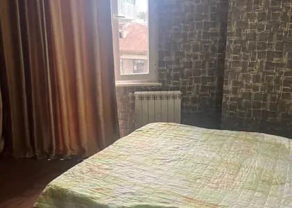 Квартира 1+1 в Батуми · Центр · 65 м²