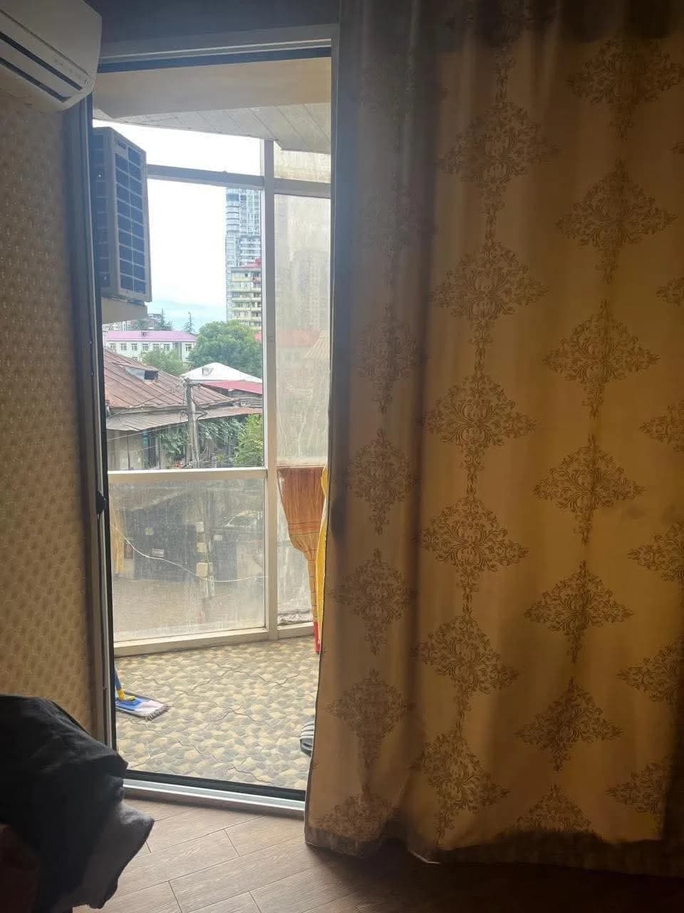 Квартира 1+1 в Батуми · Центр · 65 м² — Фото 9