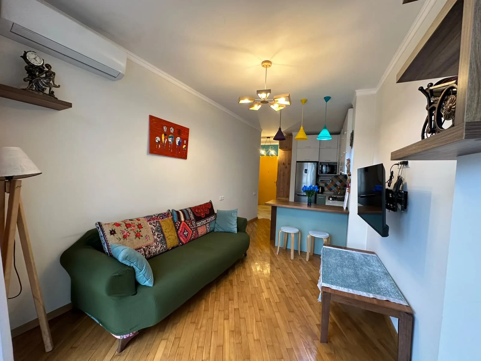 Квартира 1+1 в Батуми · Центр · 55 м² — Фото 1