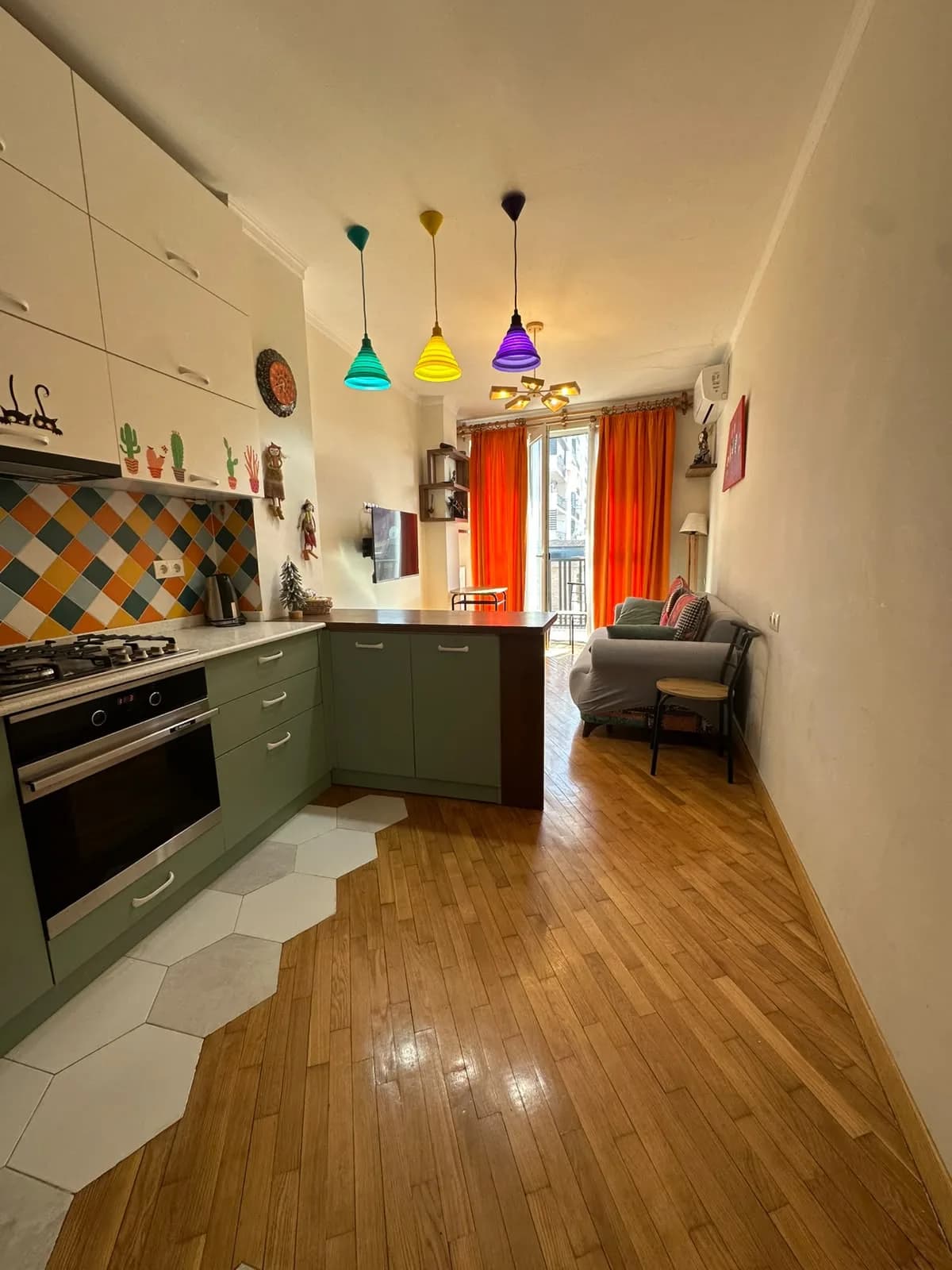 Квартира 1+1 в Батуми · Центр · 55 м² — Фото 3