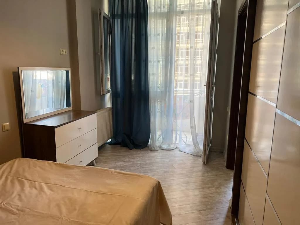 Квартира 2+1 в Батуми · Центр · 72 м² — Фото 7