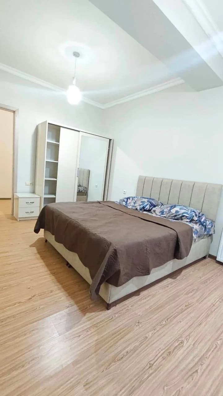 Квартира 2+1 в Батуми · Центр · 85 м² — Фото 6