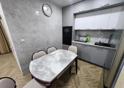 Квартира 1+1 в Батуми · Центр · 55 м²