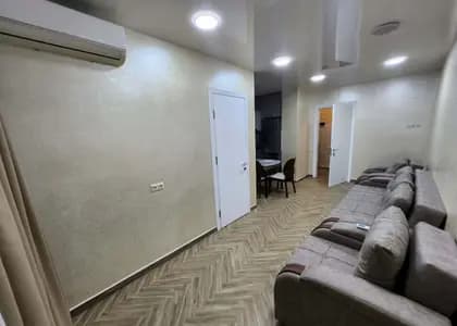 Квартира 1+1 в Батуми · Центр · 55 м²