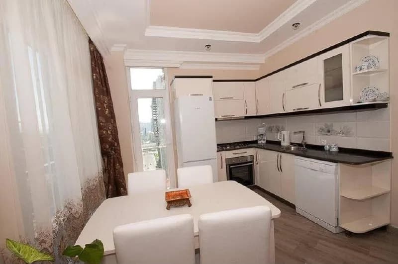 Квартира 1+1 в Батуми · Центр · 55 м² — Фото 3