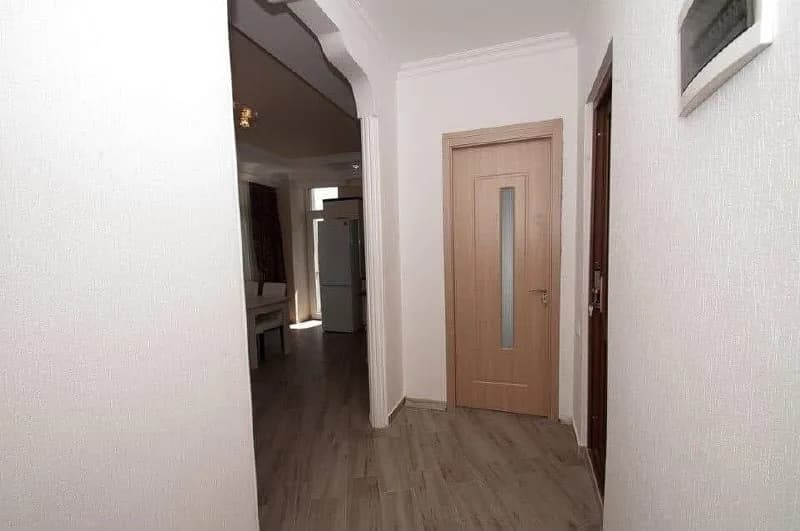Квартира 1+1 в Батуми · Центр · 55 м² — Фото 7