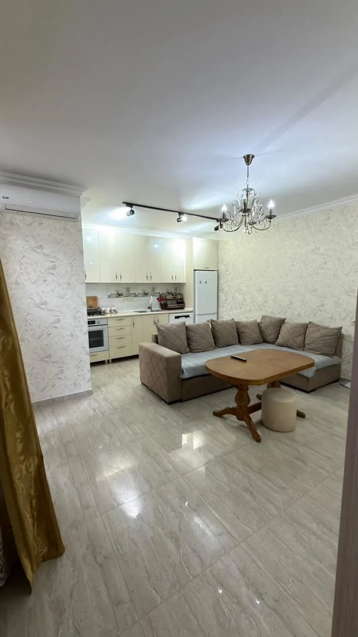 Квартира 2+1 в Батуми · Центр · 60 м² — Фото 2