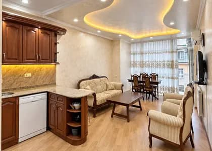 Квартира 2+1 в Батуми · Центр · 85 м²