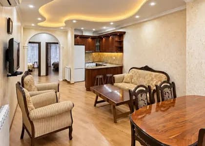 Квартира 2+1 в Батуми · Центр · 85 м²