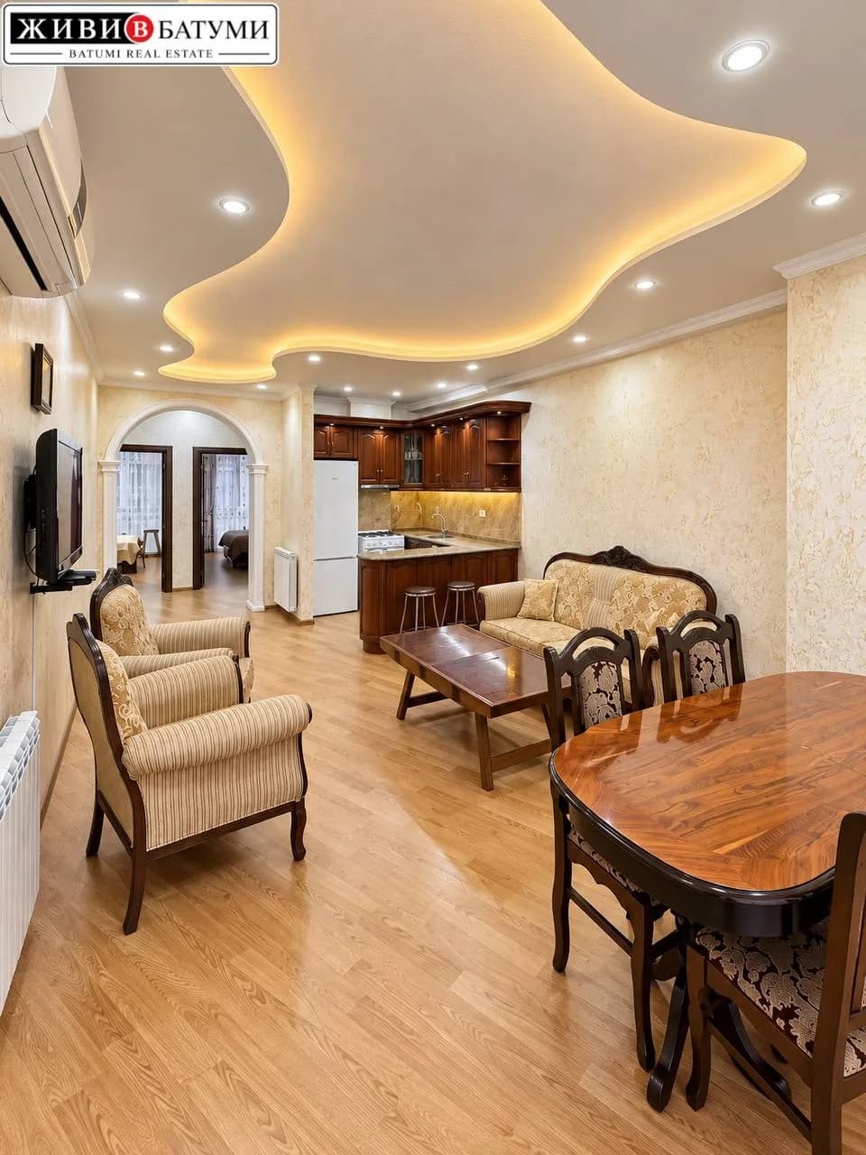Квартира 2+1 в Батуми · Центр · 85 м² — Фото 3