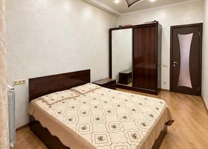 Квартира 2+1 в Батуми · Центр · 85 м²