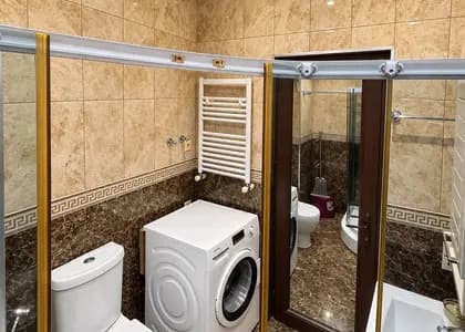Квартира 2+1 в Батуми · Центр · 85 м²