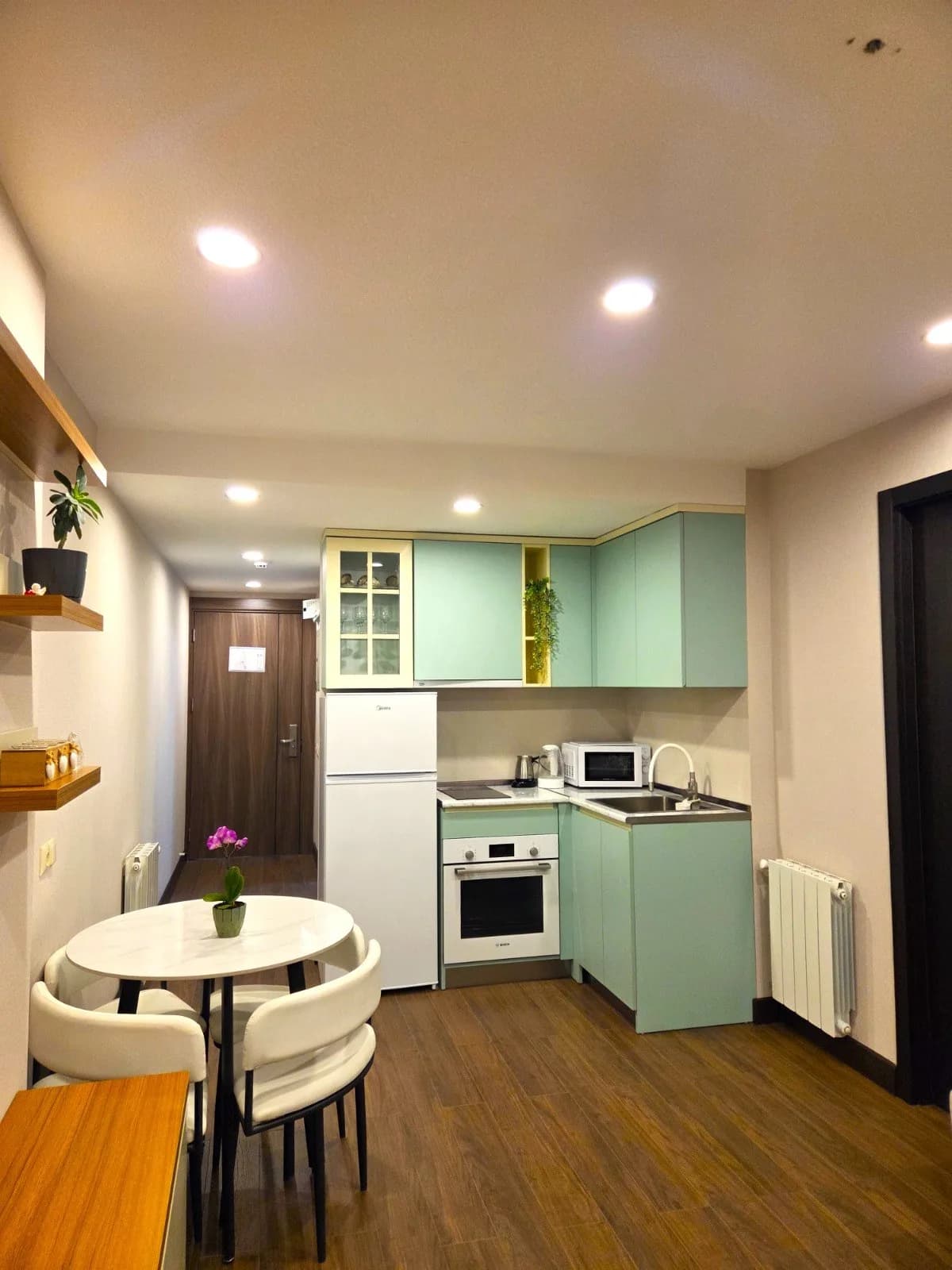 Квартира 1+1 в Батуми · Новый бульвар · 48.3 м² — Фото 1